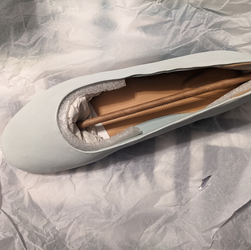 NIB Hush Puppies Kendal Ballet Flat size 8.5 WIDE